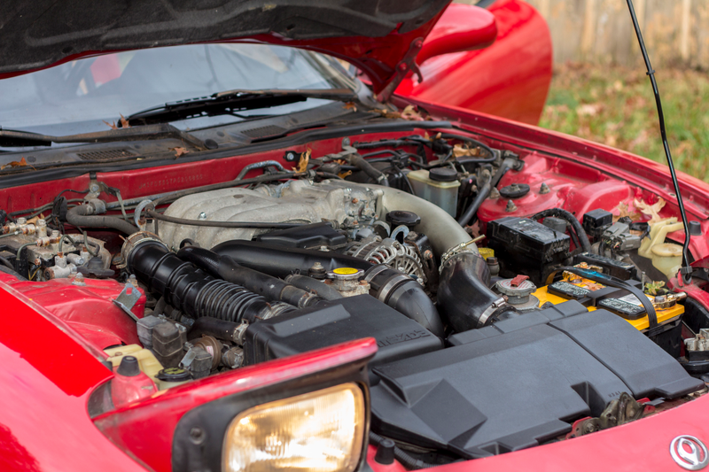 Illustration for article titled Five Reasons Why You Need To Buy An FD Mazda RX-7 Right Now
